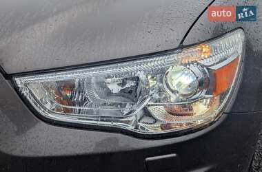 Внедорожник / Кроссовер Mitsubishi ASX 2013 в 