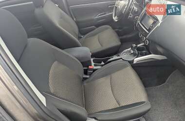 Внедорожник / Кроссовер Mitsubishi ASX 2013 в 