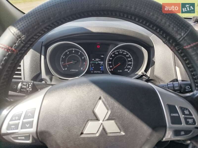 Внедорожник / Кроссовер Mitsubishi ASX 2011 в Гайвороне