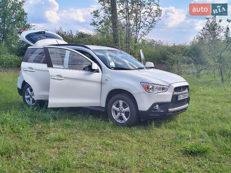 Внедорожник / Кроссовер Mitsubishi ASX 2011 в Гайвороне