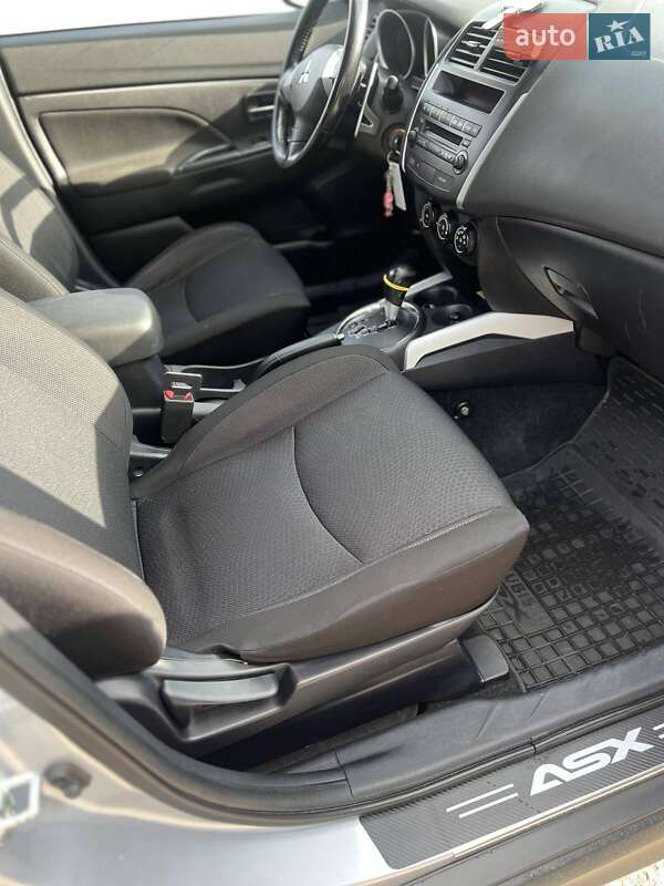 Позашляховик / Кросовер Mitsubishi ASX 2011 в Львові