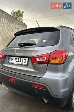 Позашляховик / Кросовер Mitsubishi ASX 2010 в 