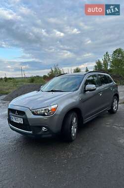 Позашляховик / Кросовер Mitsubishi ASX 2010 в 