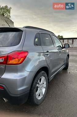 Позашляховик / Кросовер Mitsubishi ASX 2010 в 