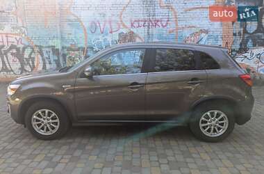 Внедорожник / Кроссовер Mitsubishi ASX 2016 в 