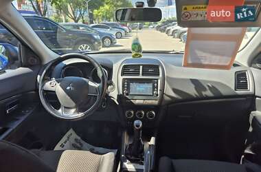 Внедорожник / Кроссовер Mitsubishi ASX 2021 в 