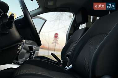 Внедорожник / Кроссовер Mitsubishi ASX 2014 в 