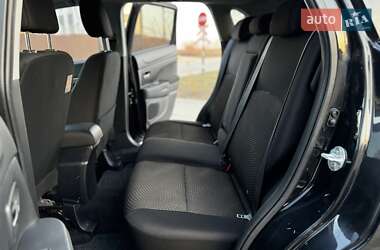 Внедорожник / Кроссовер Mitsubishi ASX 2014 в 