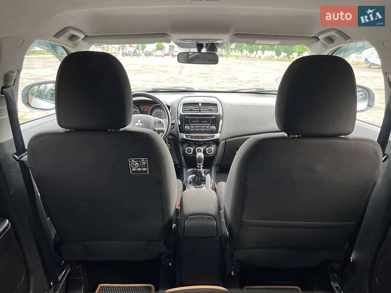Внедорожник / Кроссовер Mitsubishi ASX 2015 в Новоархангельске