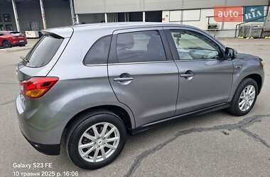 Внедорожник / Кроссовер Mitsubishi ASX 2014 в 