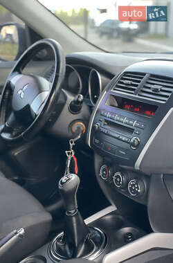 Позашляховик / Кросовер Mitsubishi ASX 2010 в 