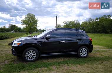 Внедорожник / Кроссовер Mitsubishi ASX 2011 в 