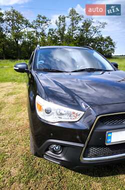 Внедорожник / Кроссовер Mitsubishi ASX 2011 в 