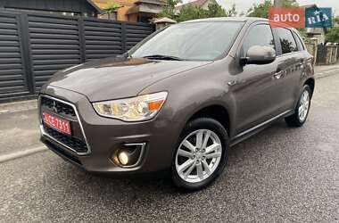 Позашляховик / Кросовер Mitsubishi ASX 2014 в 