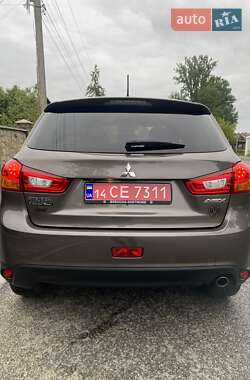 Позашляховик / Кросовер Mitsubishi ASX 2014 в 