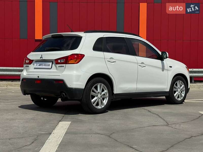 Внедорожник / Кроссовер Mitsubishi ASX 2010 в Киеве