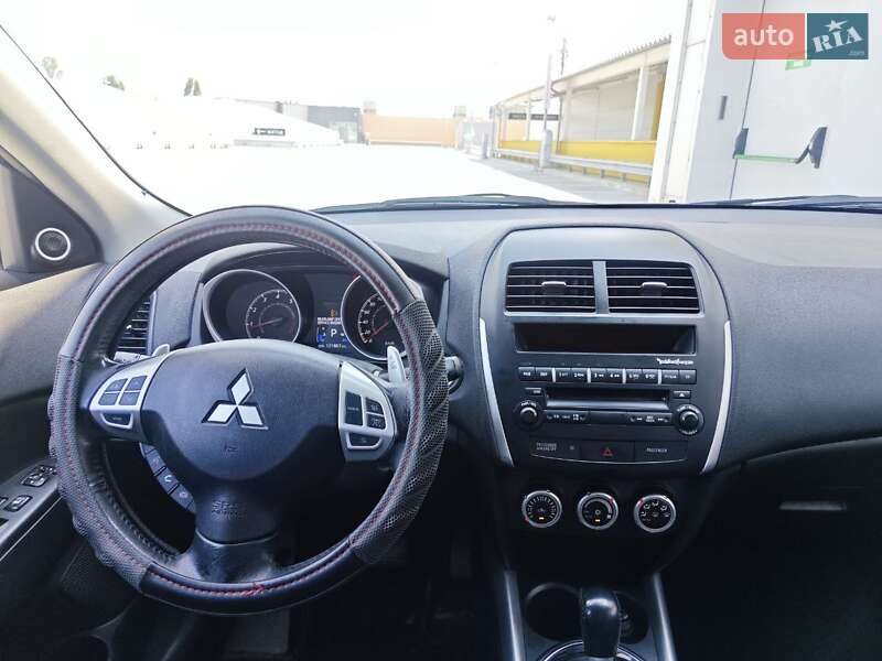 Внедорожник / Кроссовер Mitsubishi ASX 2010 в Киеве