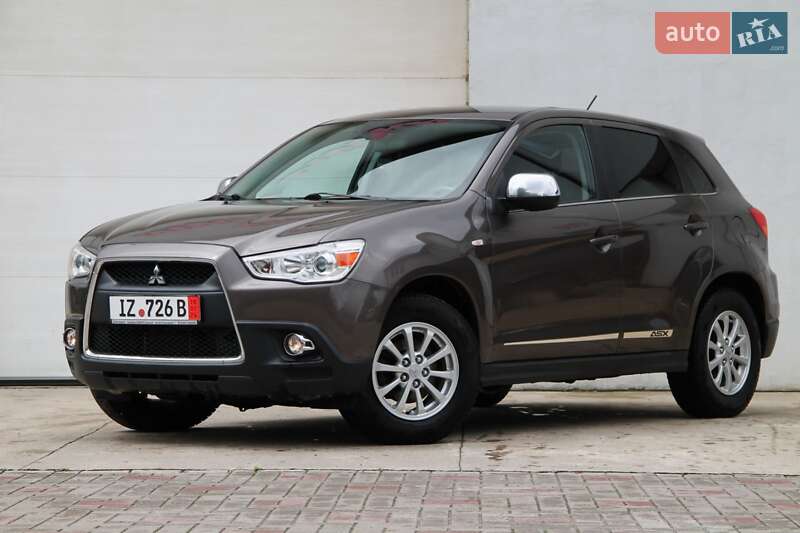 Позашляховик / Кросовер Mitsubishi ASX 2012 в Сарнах