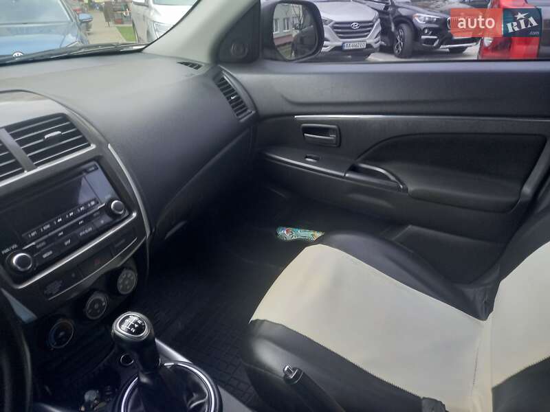 Внедорожник / Кроссовер Mitsubishi ASX 2013 в Львове