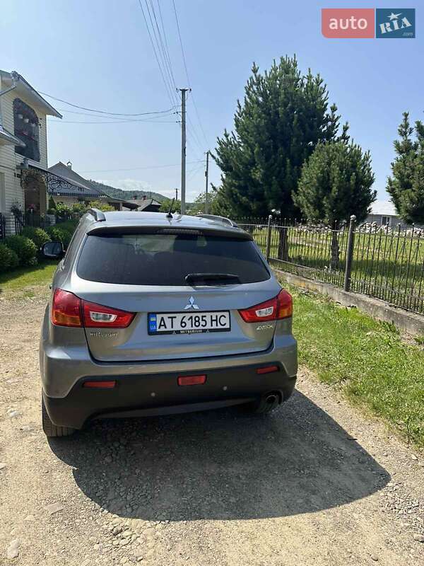 Внедорожник / Кроссовер Mitsubishi ASX 2012 в Перегинском