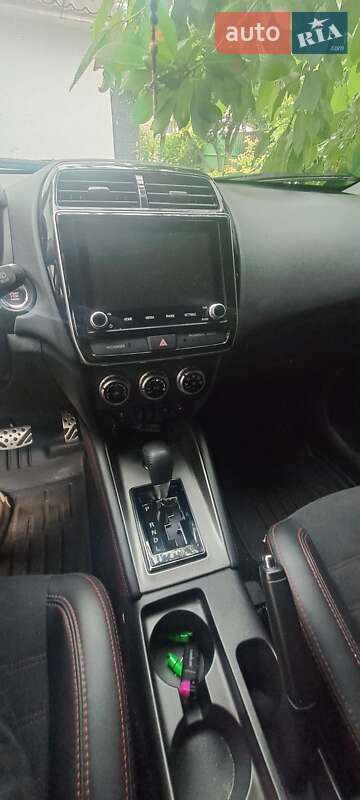 Позашляховик / Кросовер Mitsubishi ASX 2022 в Кривому Розі