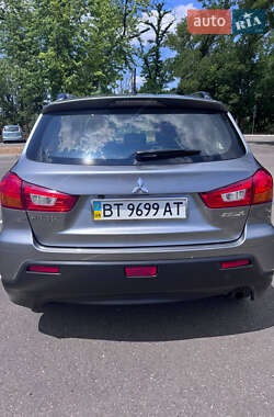 Внедорожник / Кроссовер Mitsubishi ASX 2012 в 
