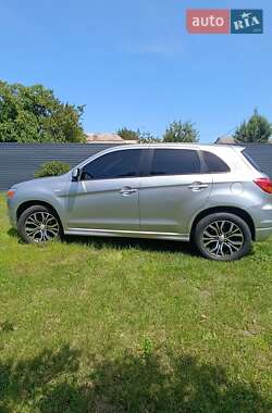 Внедорожник / Кроссовер Mitsubishi ASX 2011 в 