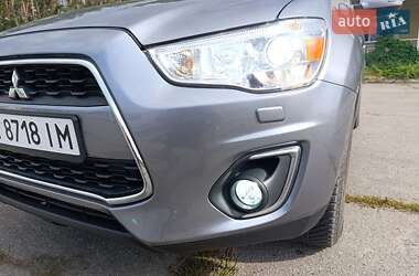Внедорожник / Кроссовер Mitsubishi ASX 2013 в 
