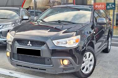 Внедорожник / Кроссовер Mitsubishi ASX 2012 в 
