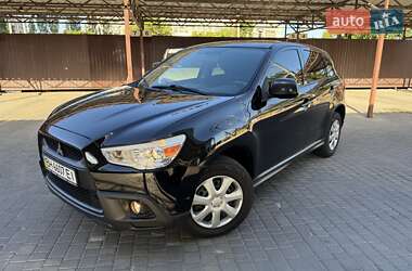 Внедорожник / Кроссовер Mitsubishi ASX 2012 в 