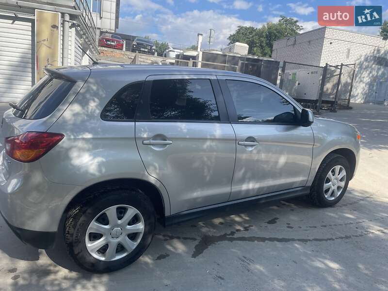 Внедорожник / Кроссовер Mitsubishi ASX 2013 в Днепре