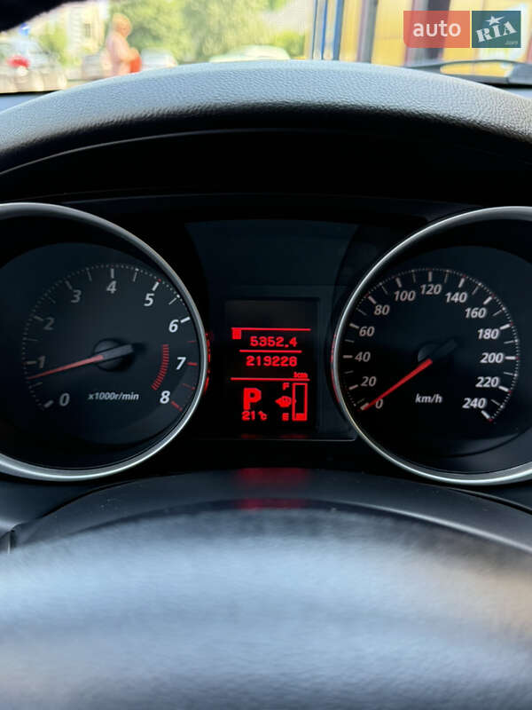 Внедорожник / Кроссовер Mitsubishi ASX 2011 в Тернополе фото 10 Внедорожник / Кроссовер Mitsubishi ASX 2011 в Тернополе