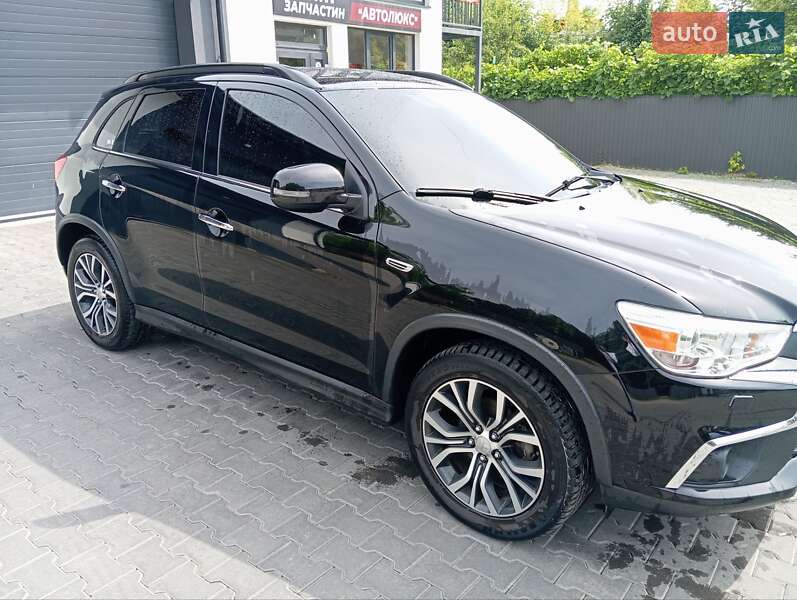 Внедорожник / Кроссовер Mitsubishi ASX 2017 в Ивано-Франковске фото 12 Внедорожник / Кроссовер Mitsubishi ASX 2017 в Ивано-Франковске