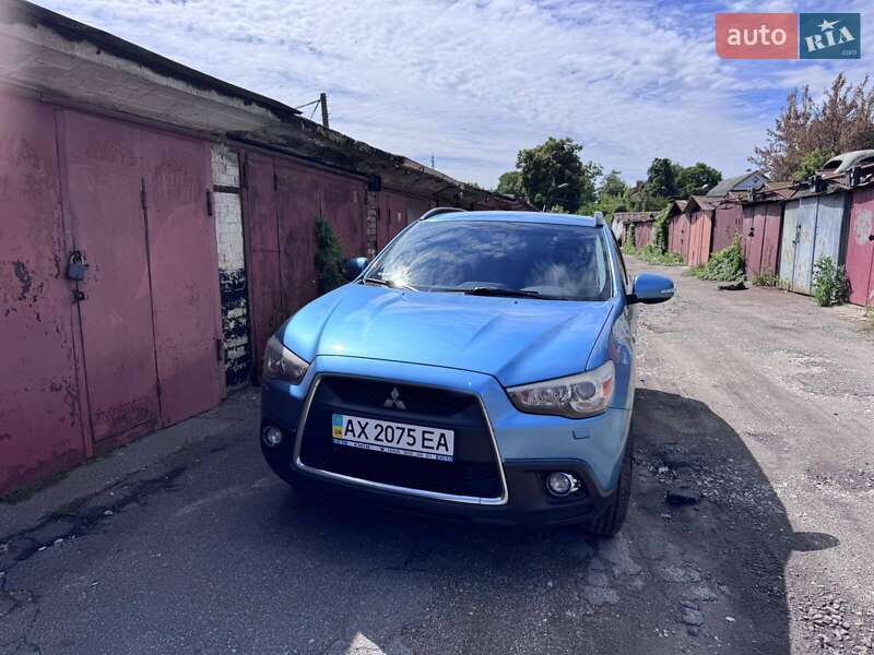 Внедорожник / Кроссовер Mitsubishi ASX 2011 в Киеве