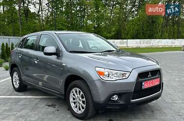 Внедорожник / Кроссовер Mitsubishi ASX 2013 в 