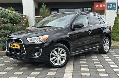 Внедорожник / Кроссовер Mitsubishi ASX 2014 в 