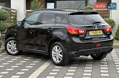 Внедорожник / Кроссовер Mitsubishi ASX 2014 в 