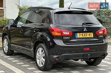 Внедорожник / Кроссовер Mitsubishi ASX 2014 в 