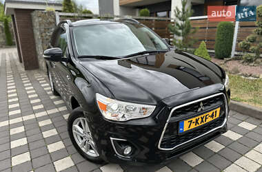 Внедорожник / Кроссовер Mitsubishi ASX 2014 в 