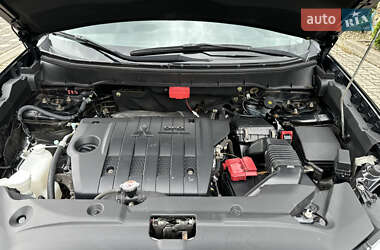 Внедорожник / Кроссовер Mitsubishi ASX 2014 в 