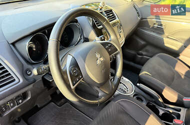 Внедорожник / Кроссовер Mitsubishi ASX 2015 в 