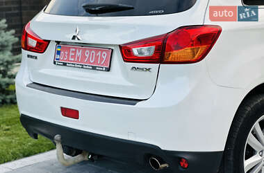 Внедорожник / Кроссовер Mitsubishi ASX 2014 в 