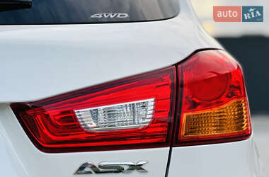 Внедорожник / Кроссовер Mitsubishi ASX 2014 в 