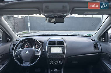 Внедорожник / Кроссовер Mitsubishi ASX 2014 в 