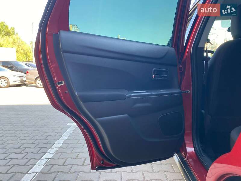Внедорожник / Кроссовер Mitsubishi ASX 2014 в Одессе