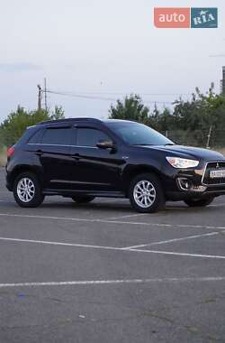 Внедорожник / Кроссовер Mitsubishi ASX 2014 в 