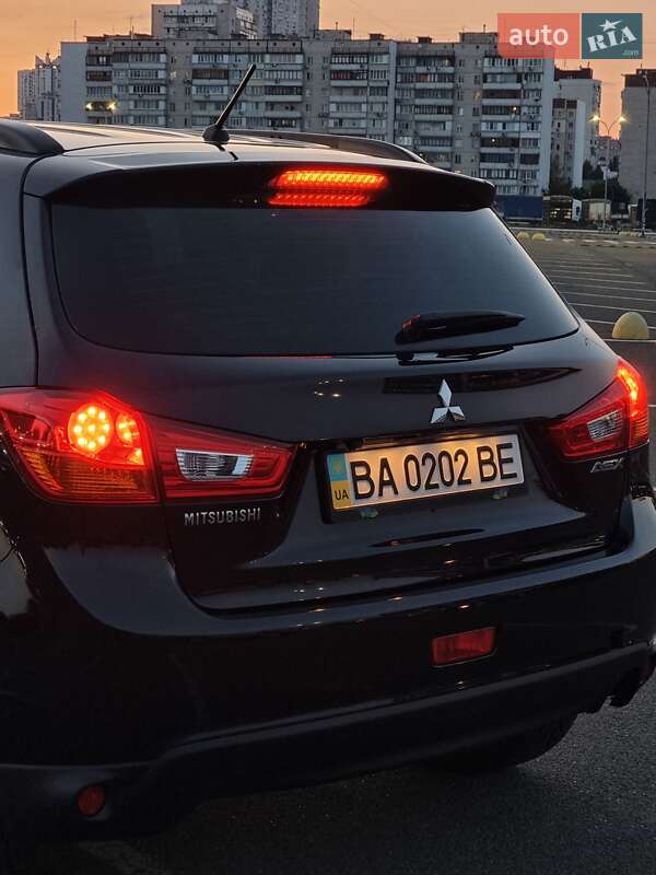 Внедорожник / Кроссовер Mitsubishi ASX 2014 в Киеве