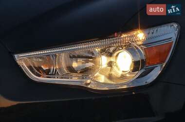 Внедорожник / Кроссовер Mitsubishi ASX 2014 в 
