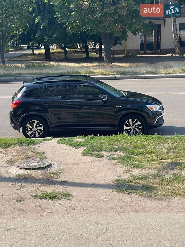 Внедорожник / Кроссовер Mitsubishi ASX 2017 в Кропивницком