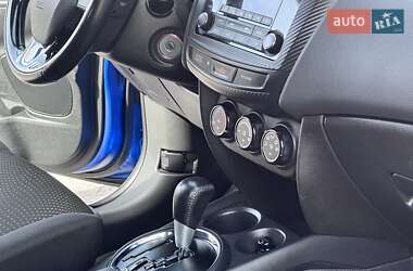 Внедорожник / Кроссовер Mitsubishi ASX 2016 в 